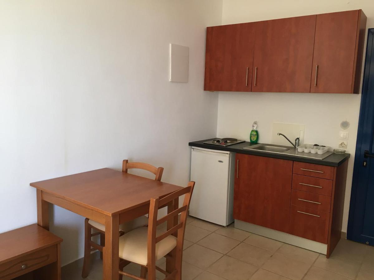 Eugenia Travasarou Sea View Appartments Diakofti Eksteriør billede