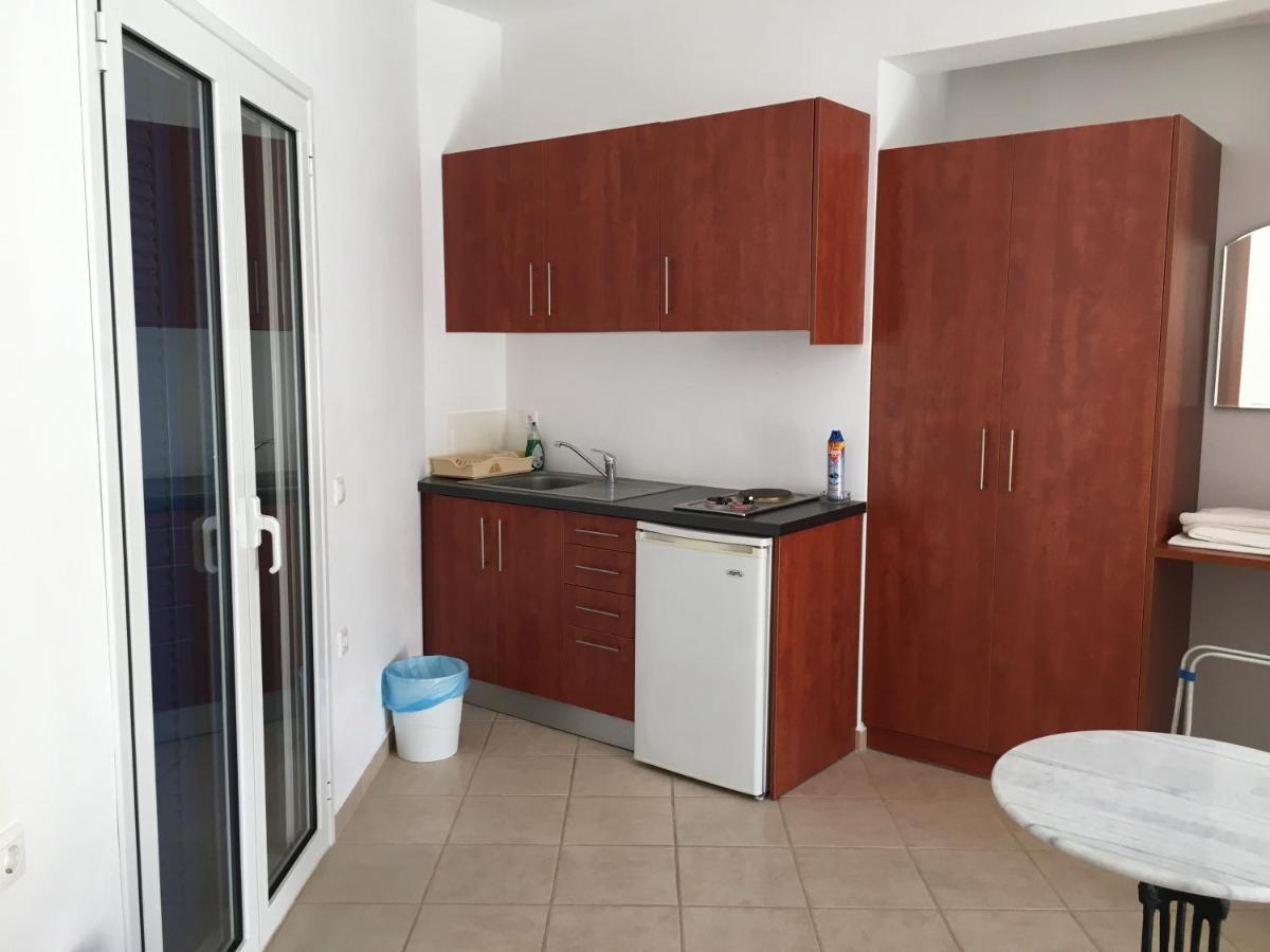 Eugenia Travasarou Sea View Appartments Diakofti Eksteriør billede